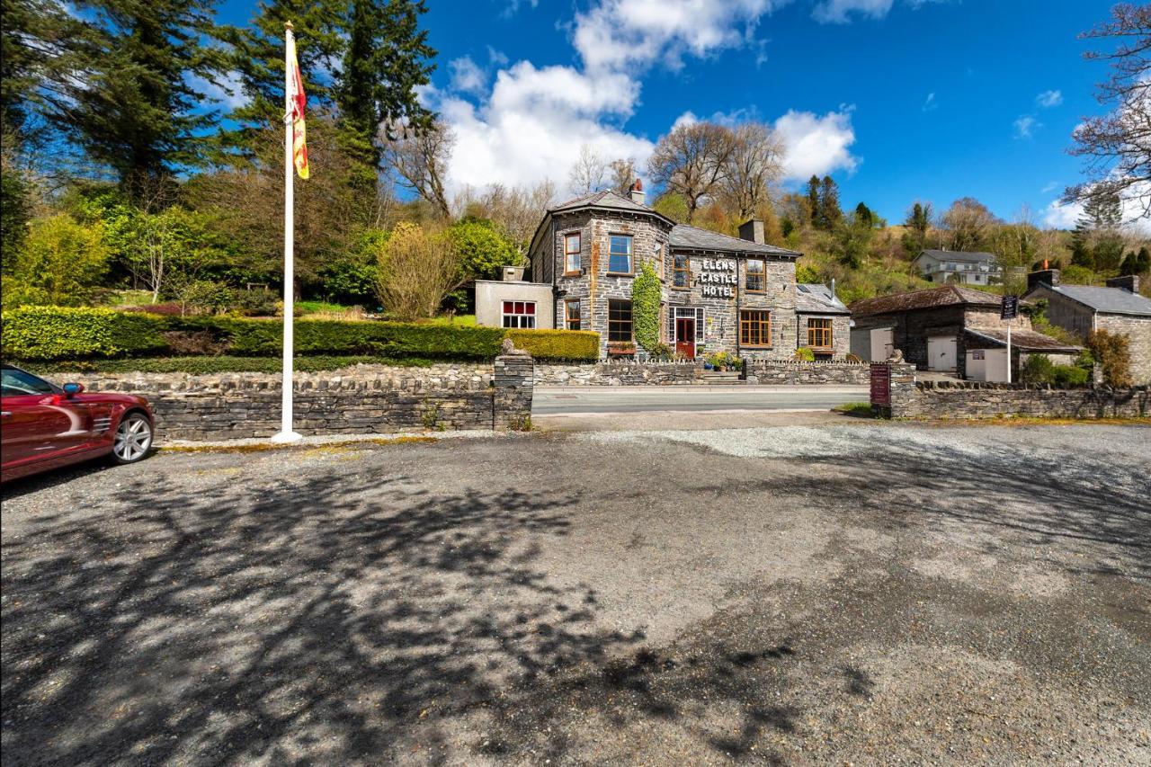 Elen'S Castle Hotel Dolwyddelan Exterior photo